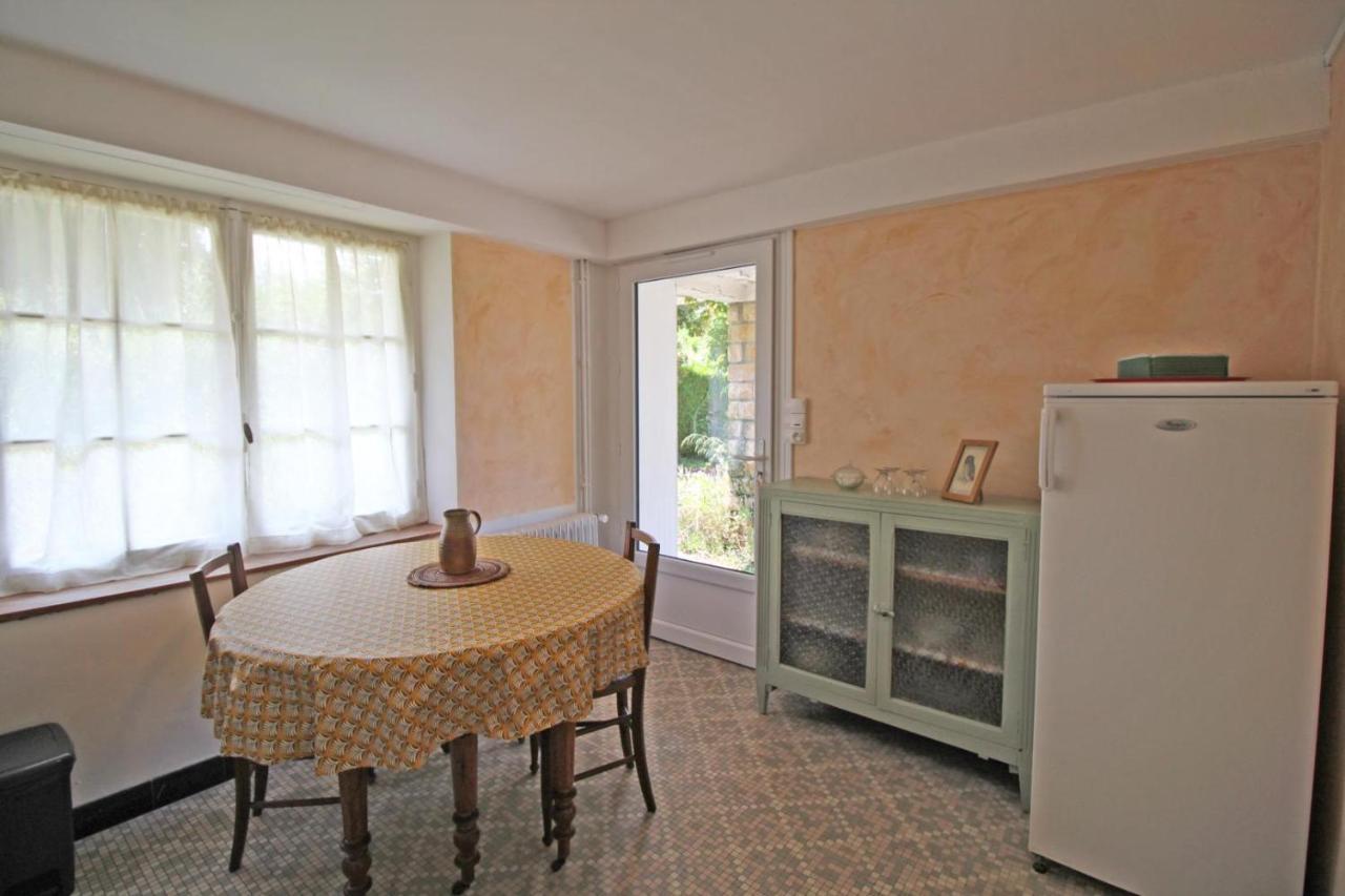 Les Vieux Fourneaux Bed & Breakfast Nantiat Dış mekan fotoğraf