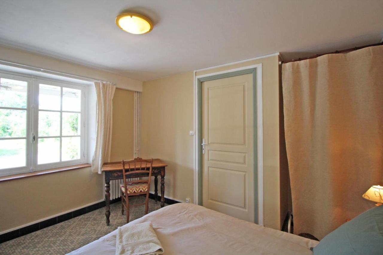 Les Vieux Fourneaux Bed & Breakfast Nantiat Dış mekan fotoğraf